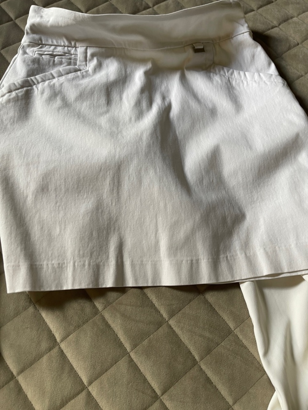 EP New York Golf Skirt Size Small 
White